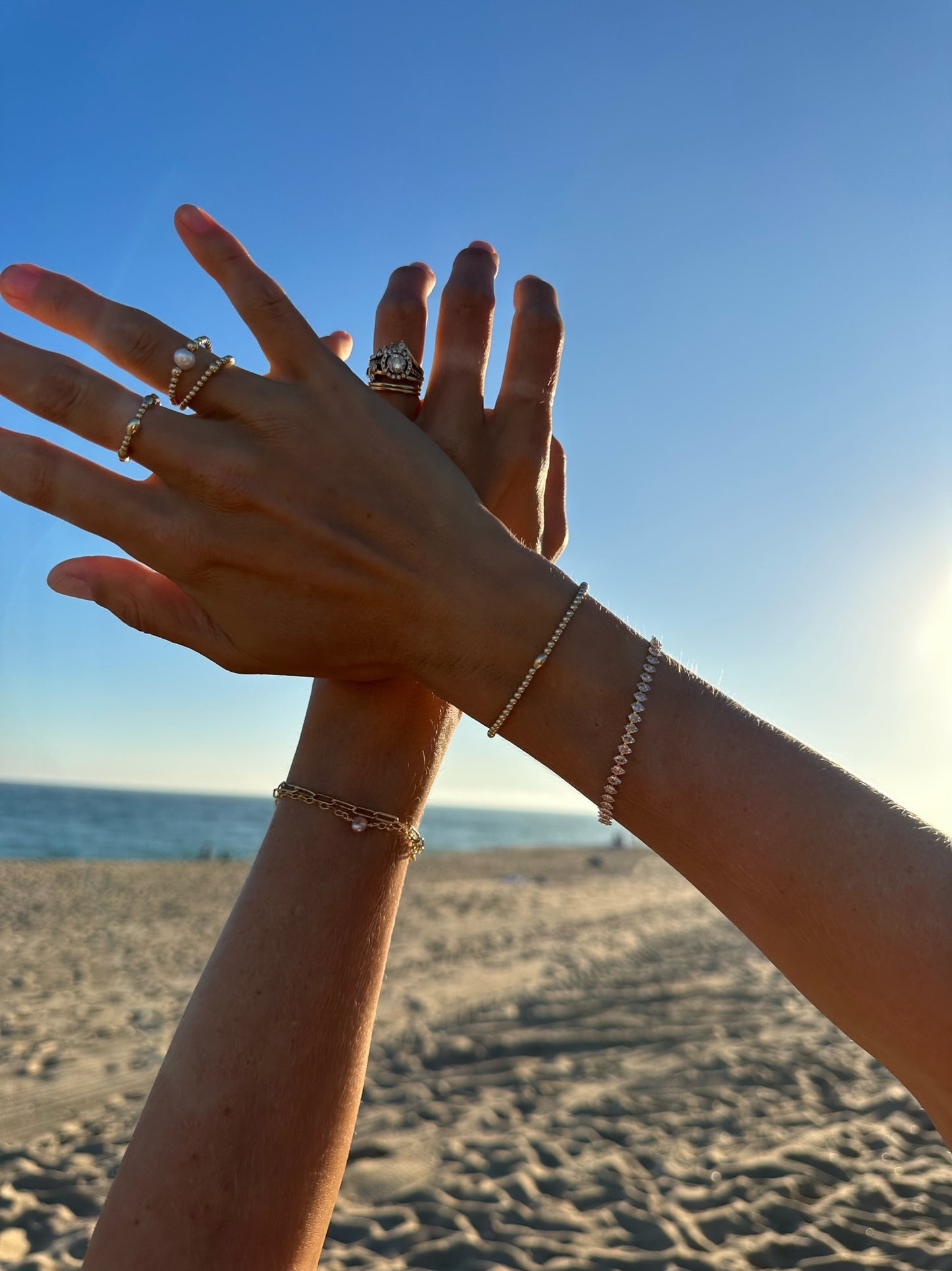 rings on hand